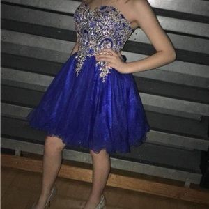 Color: royal blue with rhinestones